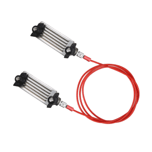 Joins 2 separate lines of electric fence tape together. Clamps round both 20mm & 40mm tapes